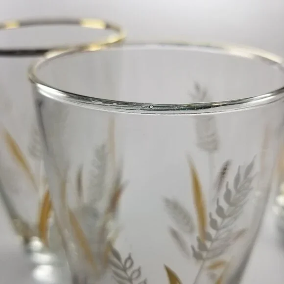 Libby Wheat Spray Cocktail Glasses, White and Gold Wheat Tumblers, Circa 1960 - Picture 10 of 15